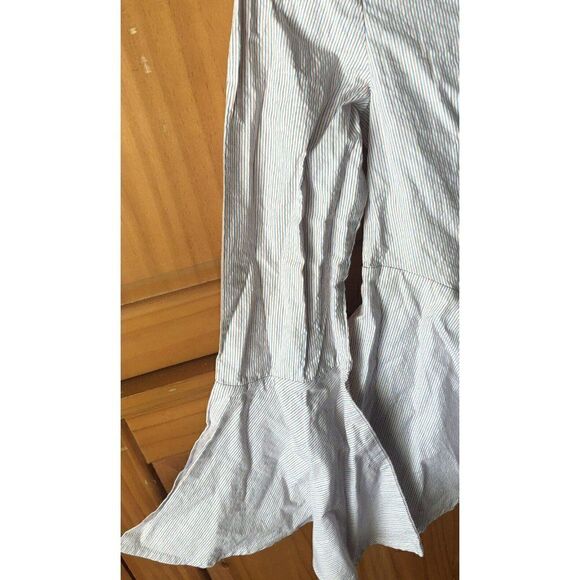 Romeo & Juliet Couture Medium Deep V Neck Blouse Bell Sleeves Multicolor NWT NEW - Picture 3 of 10